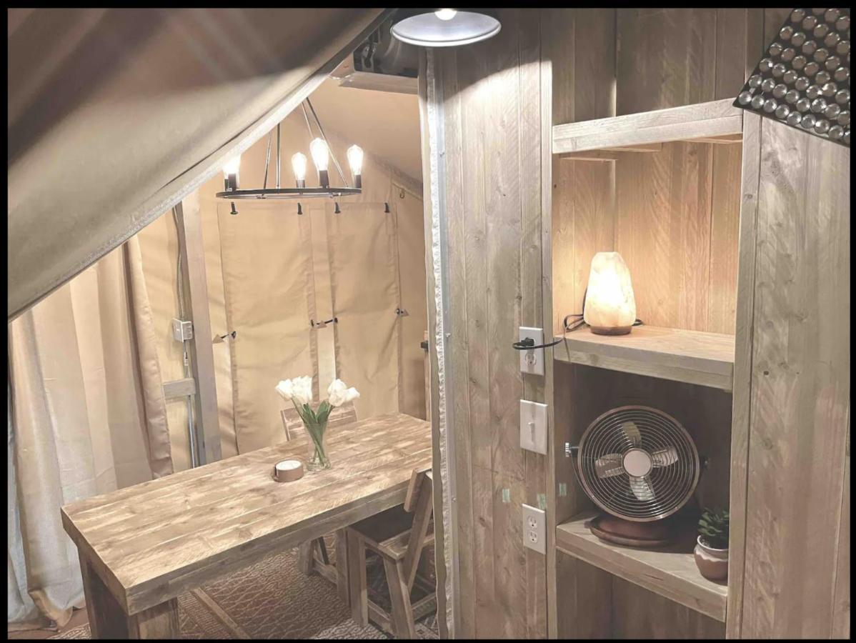 Firefly Season Glamping Hotel Sevierville Exterior foto
